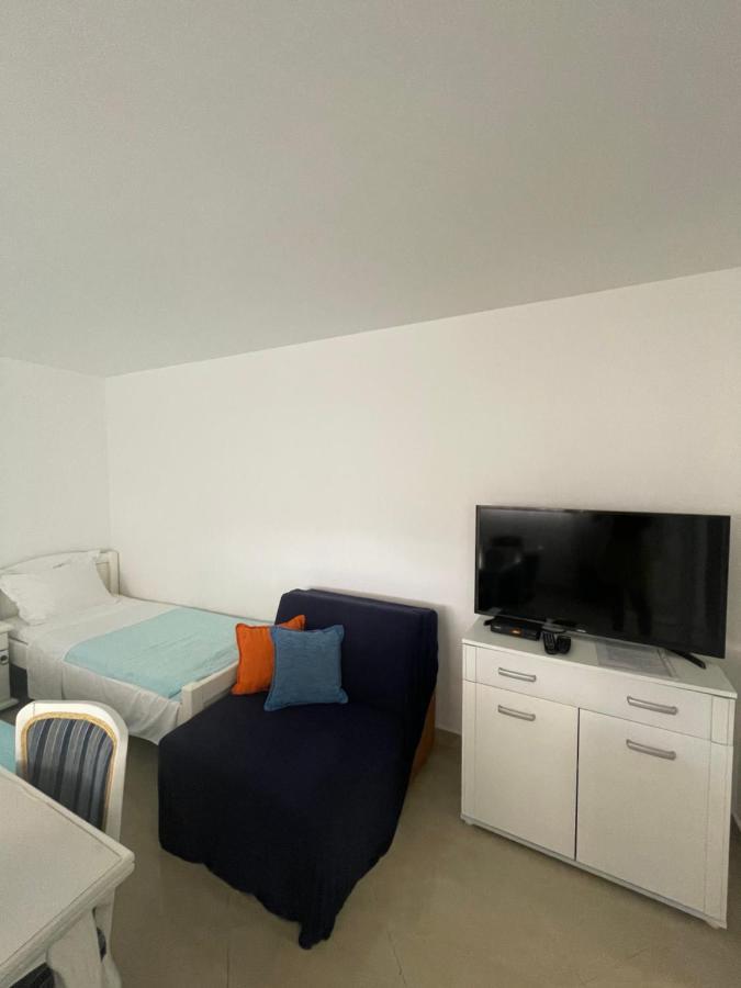 Apartmani Iva Becici Exteriör bild