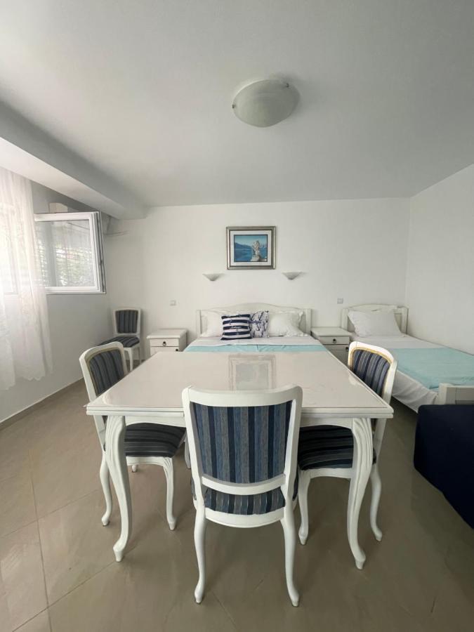 Apartmani Iva Becici Exteriör bild